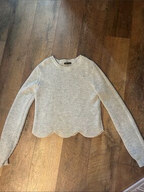 Dynamite Light Grey Scallop-Hem Crew Sweater